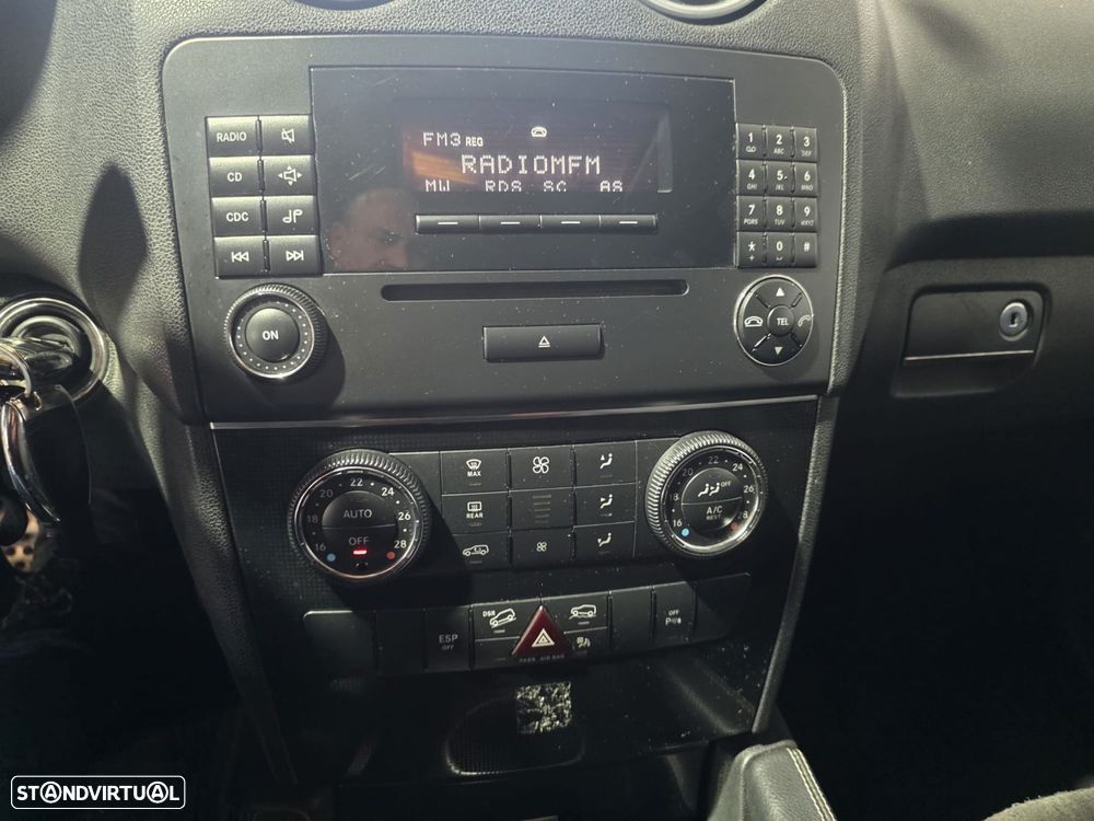 Mercedes-Benz ML 320 CDi - 15