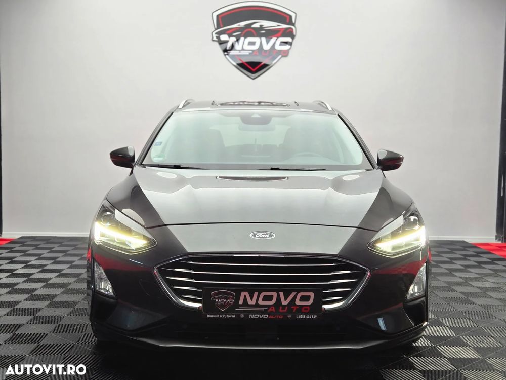 Ford Focus 2.0 EcoBlue Titanium - 3