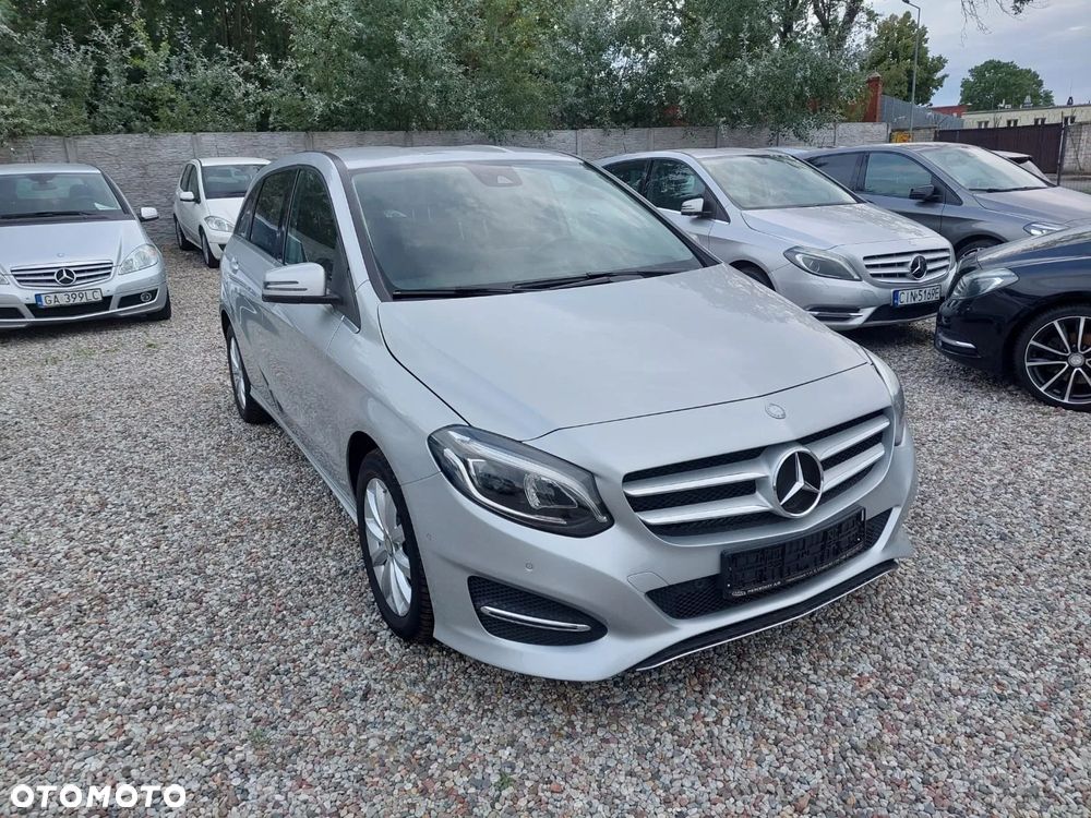 Mercedes-Benz Klasa B 180 (BlueEFFICIENCY) 7G-DCT - 2