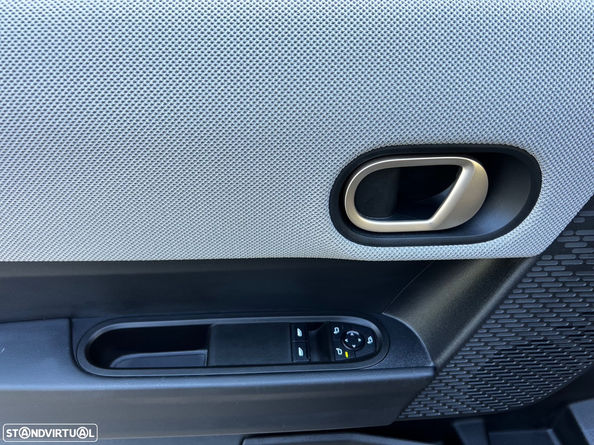 MINI 3 Portas Cooper C Favoured M - 15
