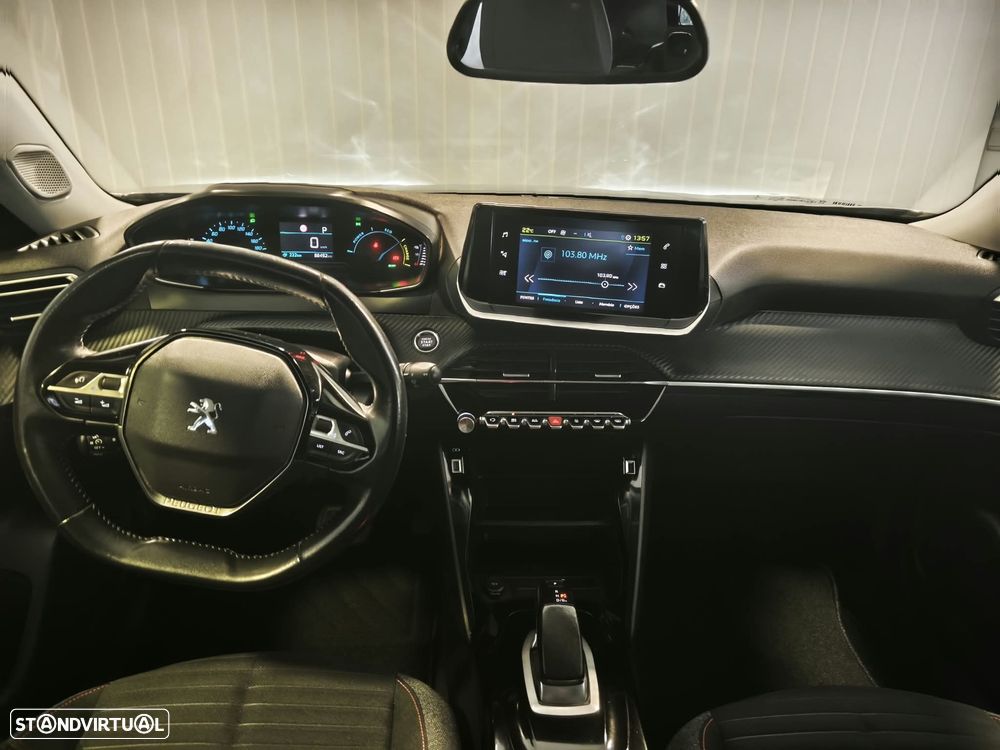 Peugeot e-2008 - 6