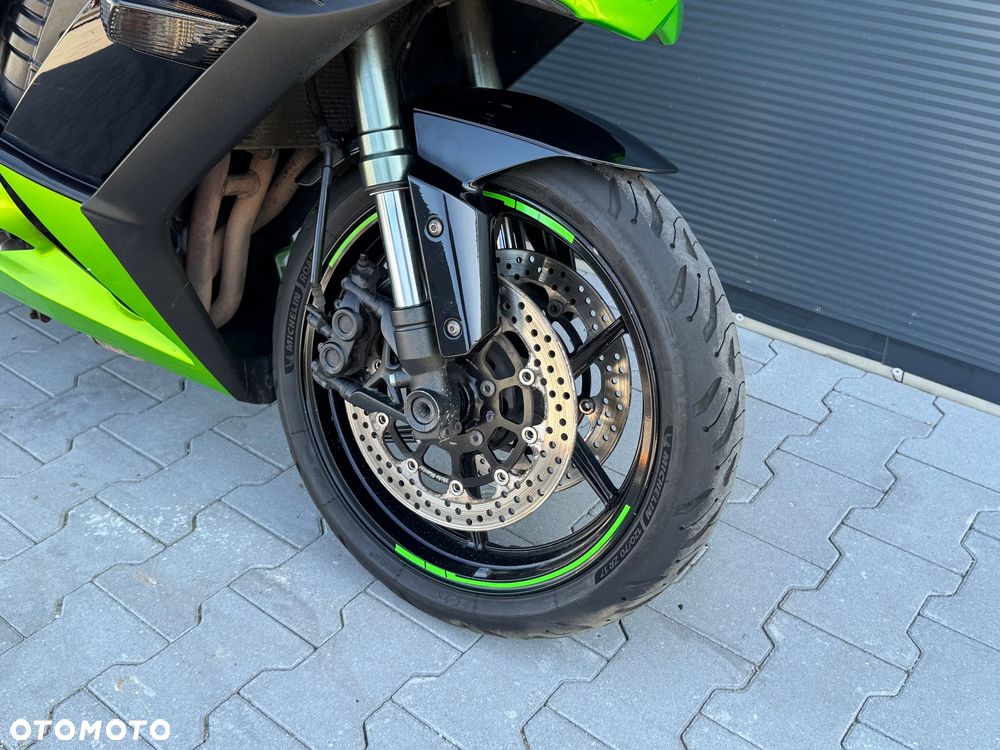 Kawasaki Ninja 1000 SX - 9