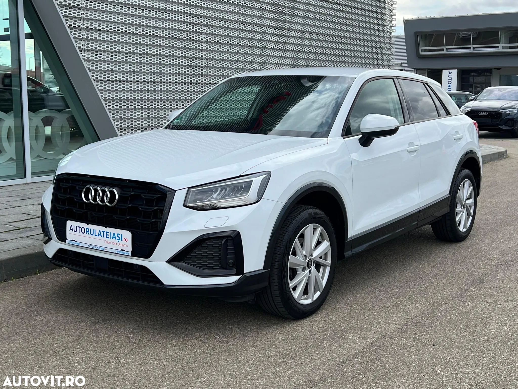 Audi Q2 35 TFSI S tronic sport - 11