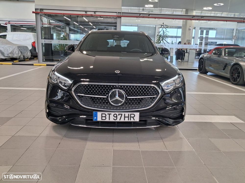 Mercedes-Benz E 300 Standard - 2