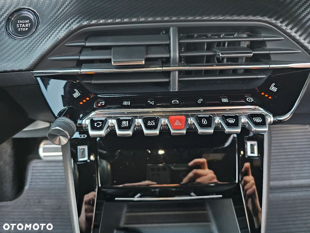 Peugeot 2008 1.2 PureTech GT Line S&S EAT8 - 20