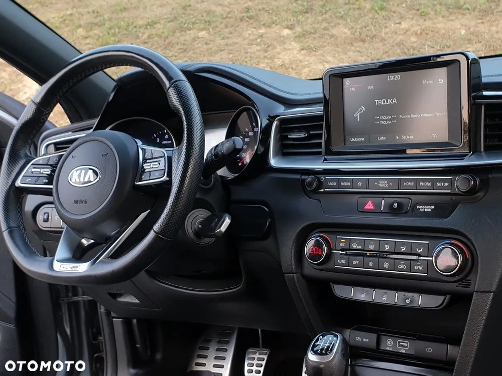 Kia Ceed 1.4 T-GDI GT-Line - 23