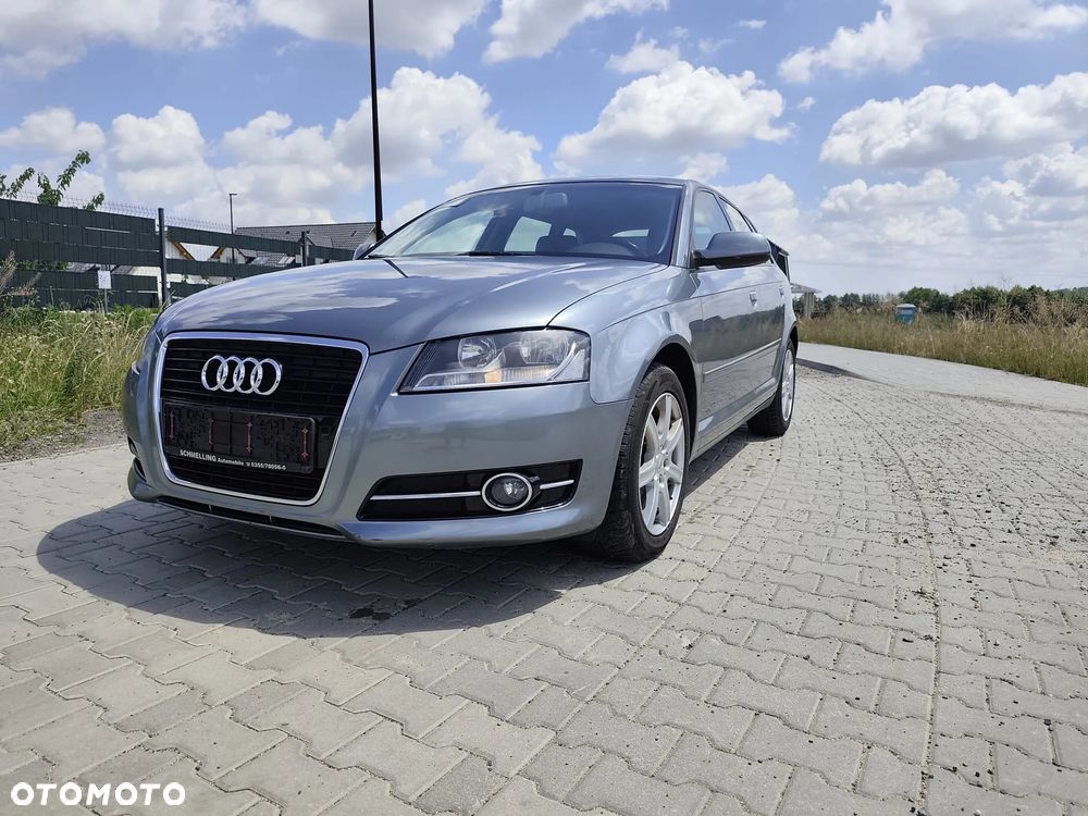 Audi A3 Sportback 1.8 TFSI Attraction S tronic - 1