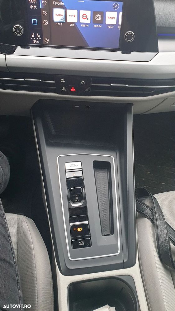 Volkswagen Golf 1.5 eTSI ACT DSG MHEV Life - 11