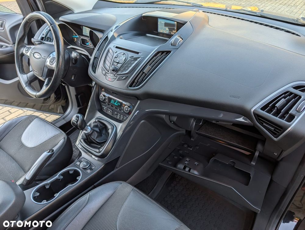 Ford Kuga 2.0 TDCi 4WD Trend - 35