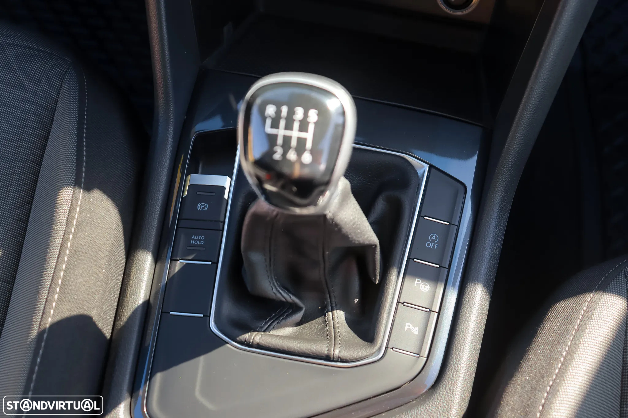 VW Tiguan 1.5 TSI Confortline - 46