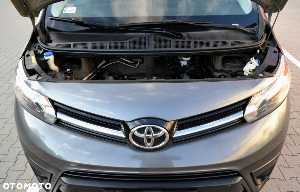 Toyota ProAce 1.6 D-4D Medium 2,7t (bryg.) - 36