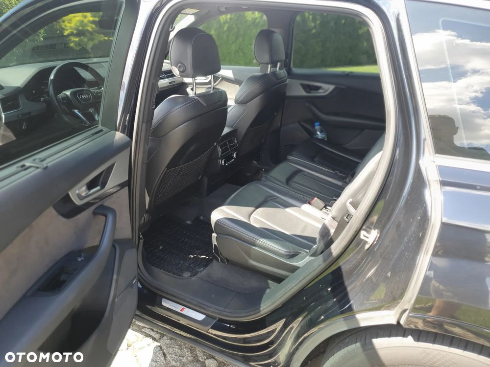 Audi Q7 - 6