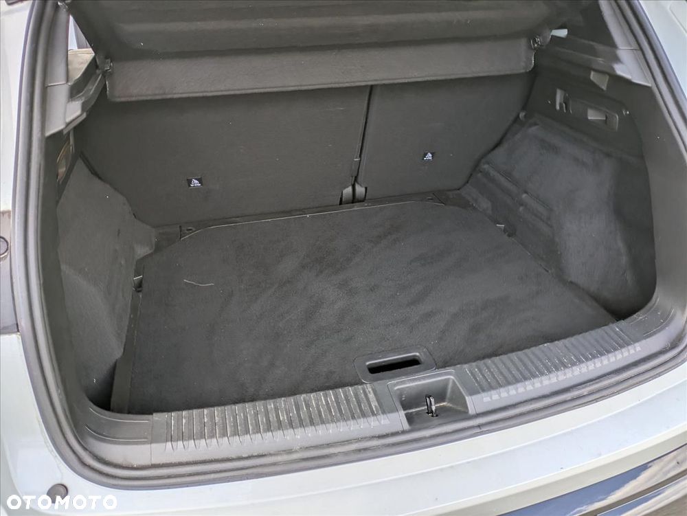 Renault Austral 1.3 TCe mHEV Techno - 25