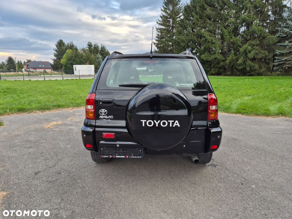 Toyota RAV4 D-4D 4x4 Sol - 29