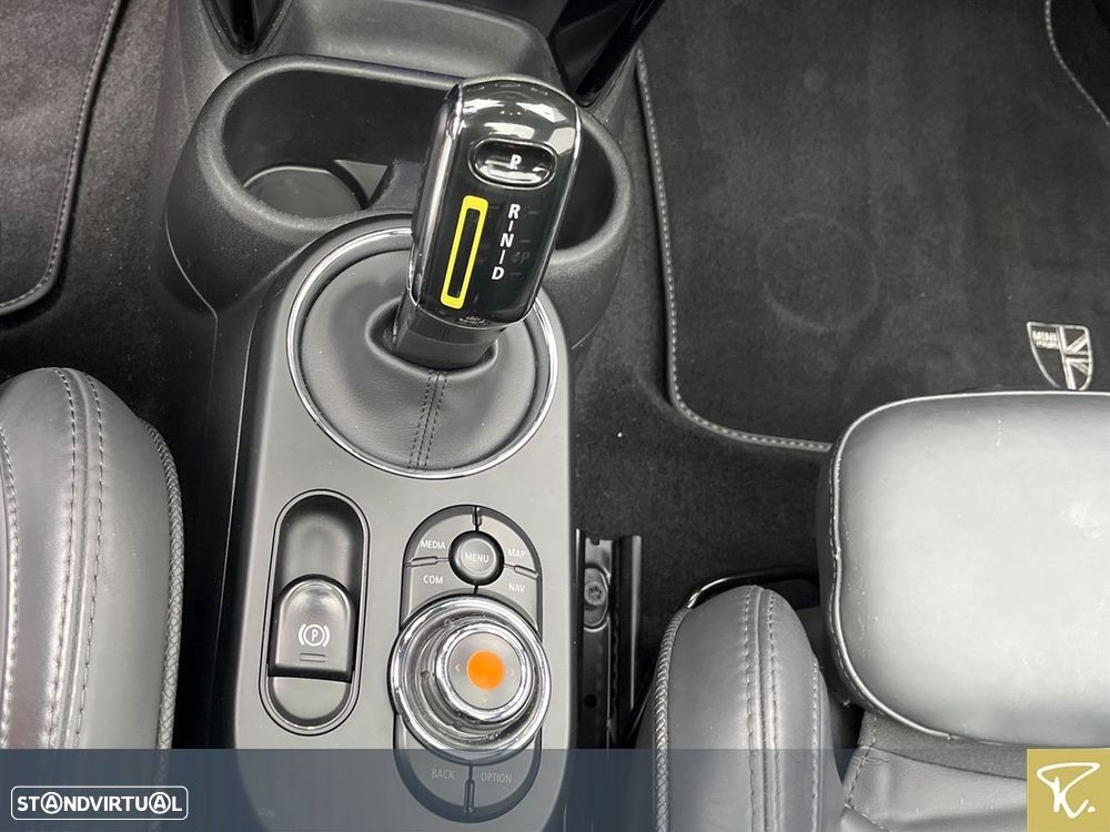 MINI 3 Portas Cooper SE S - 4