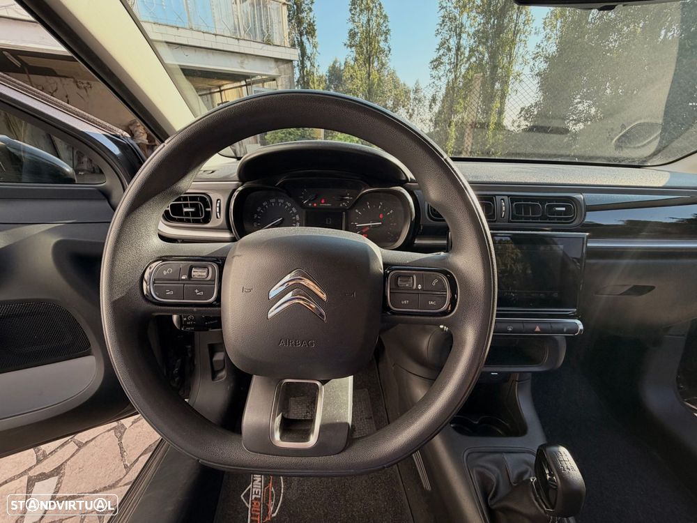 Citroën C3 1.2 PureTech Feel - 29