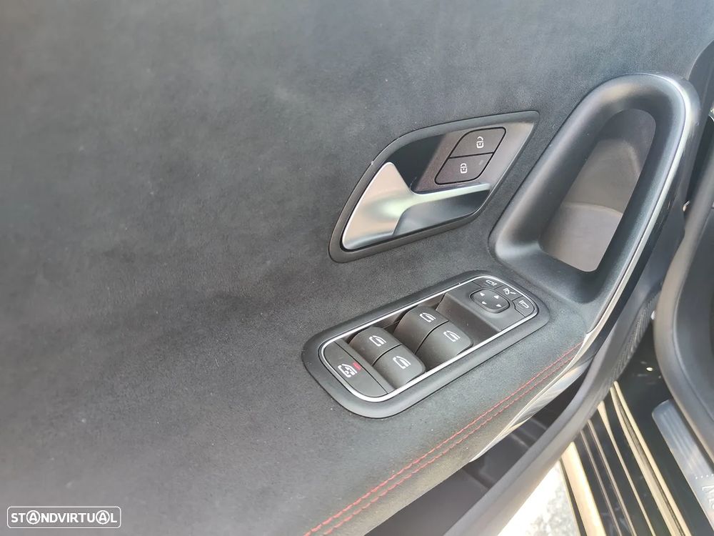 Mercedes-Benz A 180 d - 15