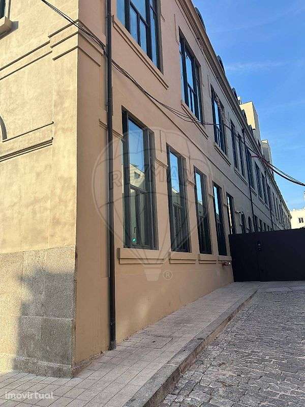 Loja  para arrendamento - Grande imagem: 2/15