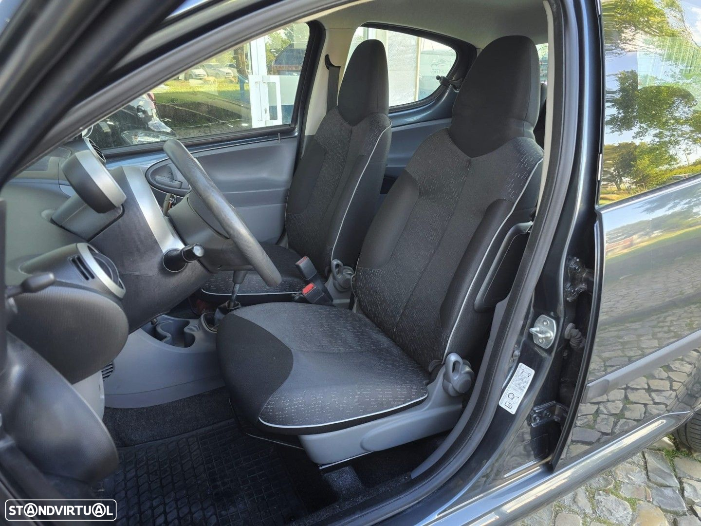 Peugeot 107 1.0 Style - 7
