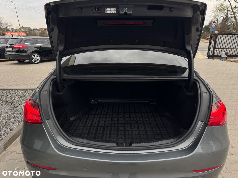 Mercedes-Benz Klasa C 220 d 9G-TRONIC - 22