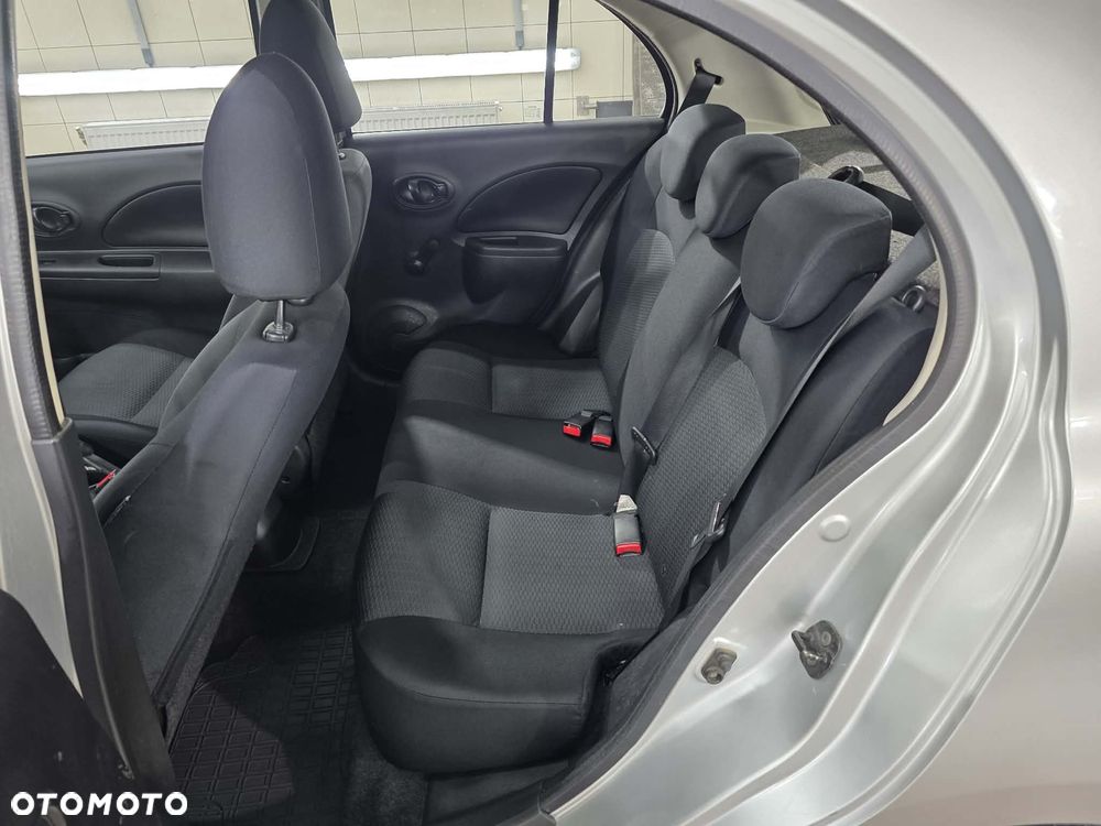 Nissan Micra 1.2 Bild der Frau - 21