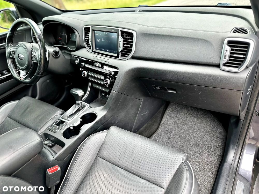 Kia Sportage 2,0 CRDI AWD GT Line - 24