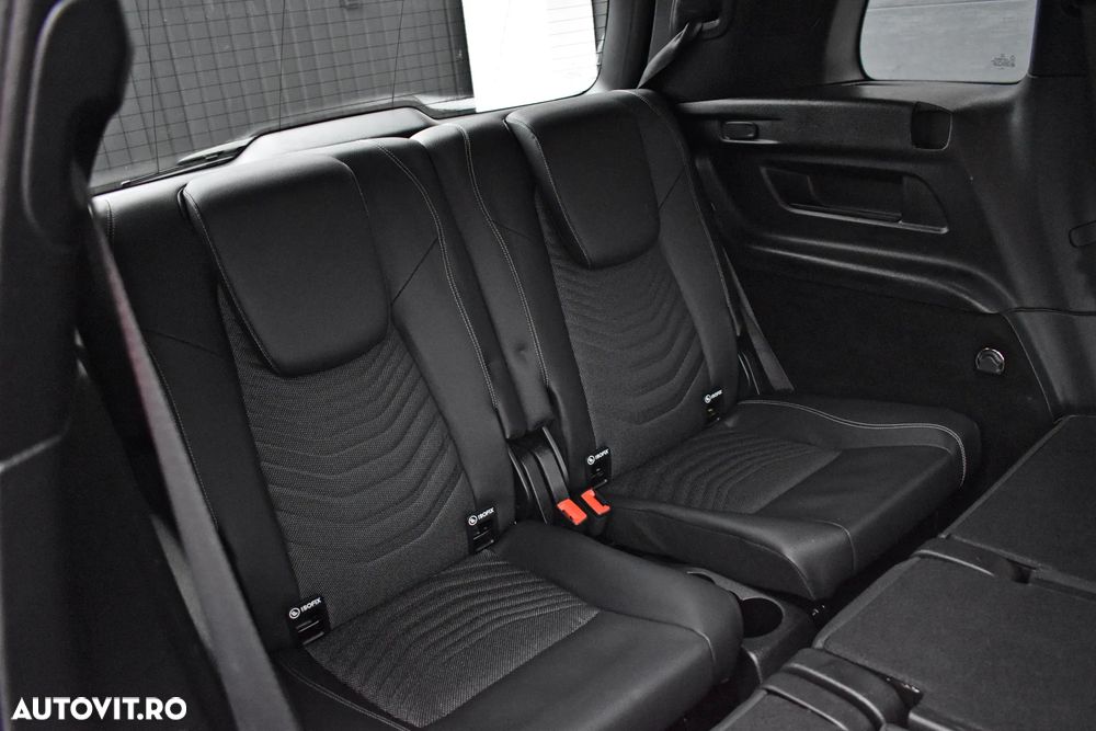 Mercedes-Benz GLB 200 d 8G-DCT Special Edition - 16