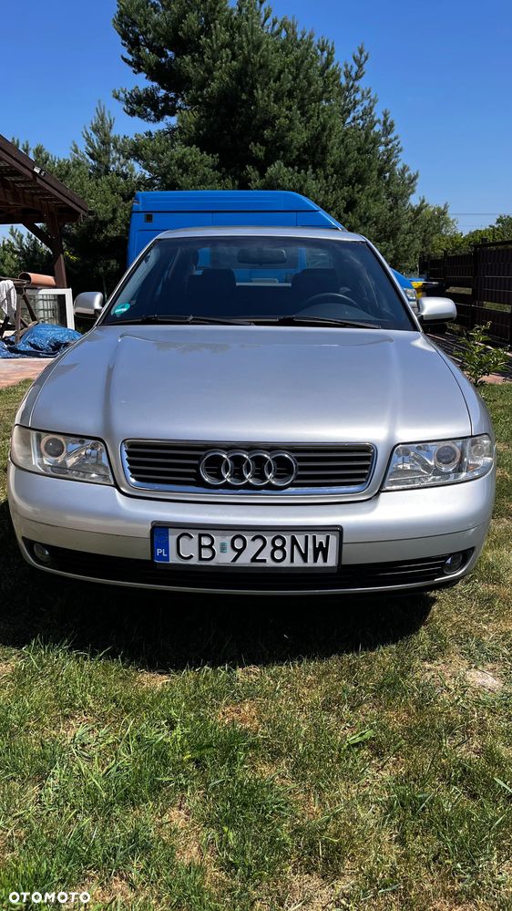 Audi A4 Limousine - 12