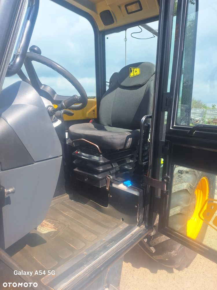 JCB 526-56 Agri Plus - 8