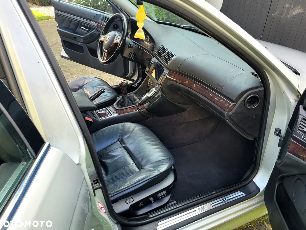 BMW Seria 5 - 18