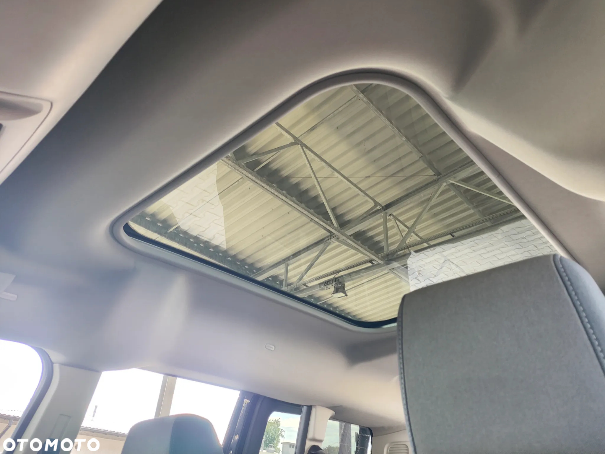 Ford Tourneo Connect 1.5 EcoBlue Start-Stop Active - 29
