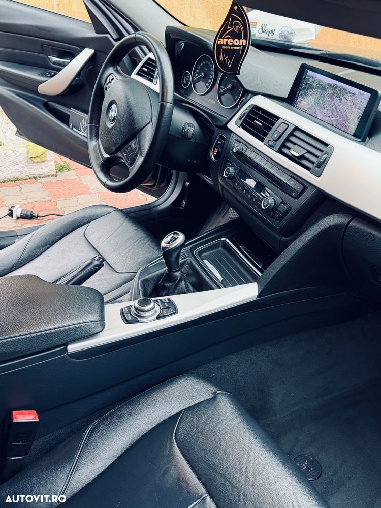 BMW Seria 3 320d EfficientDynamics Edition - 6