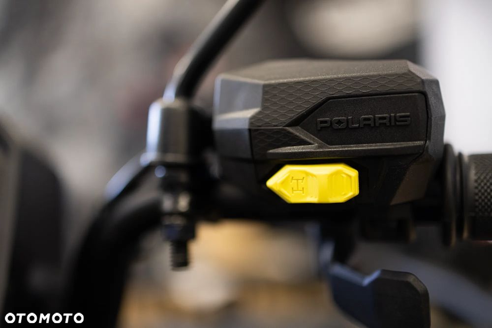 Polaris Sportsman - 16