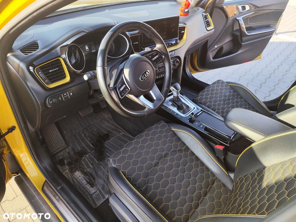 Kia XCeed 1.6 T-GDI L Business Line DCT - 15