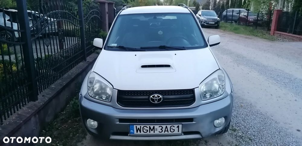 Toyota RAV4 D-4D 4x4 - 4