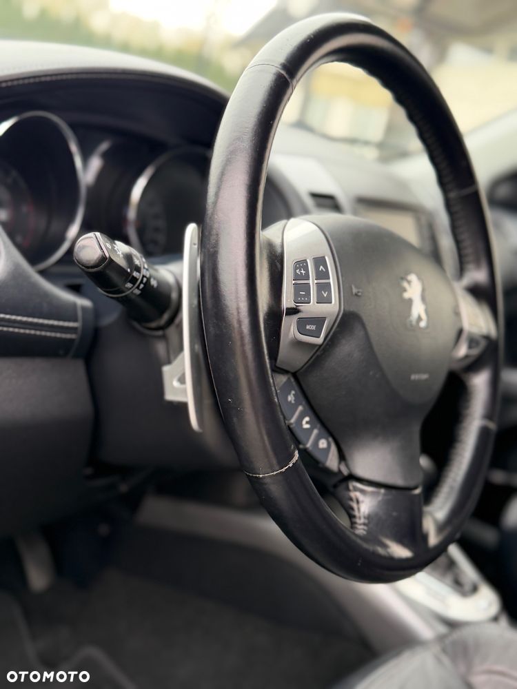 Peugeot 4007 HDI FAP 7-Sitzer DCS Allure - 16
