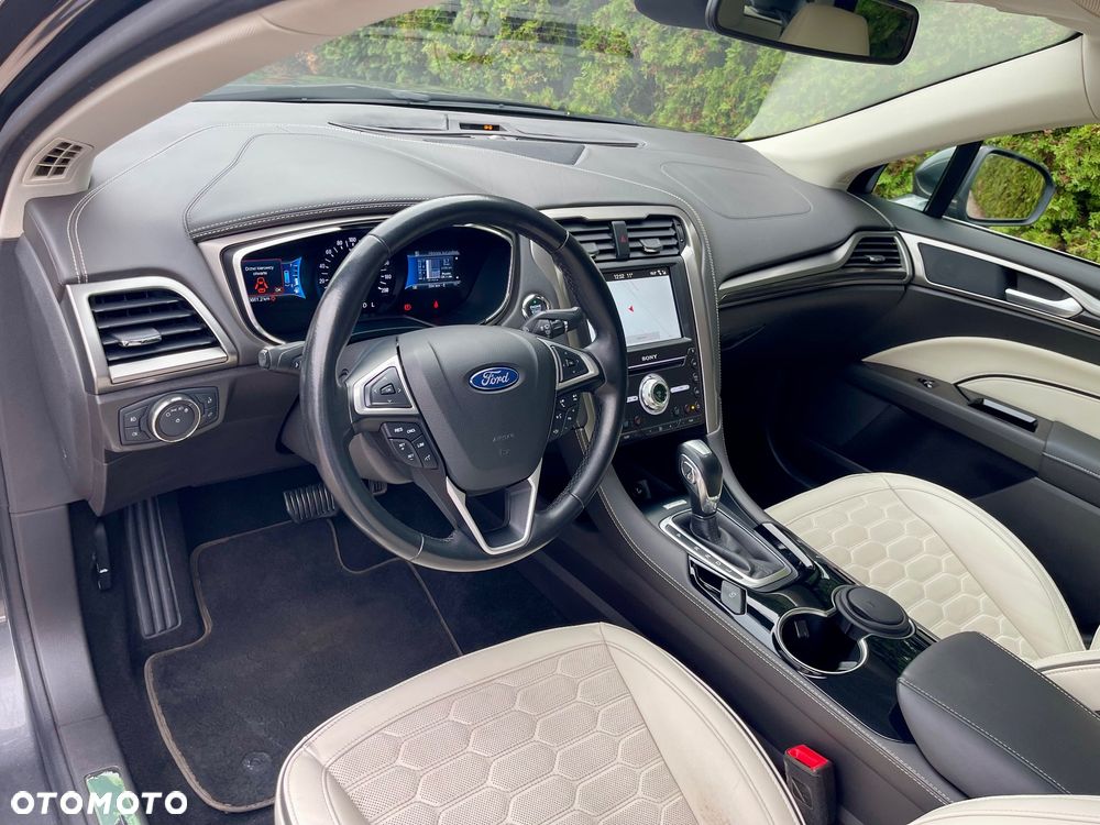 Ford Mondeo - 13