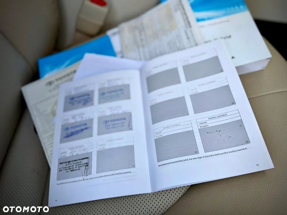 Toyota Camry 2.5 Hybrid Executive CVT - 33