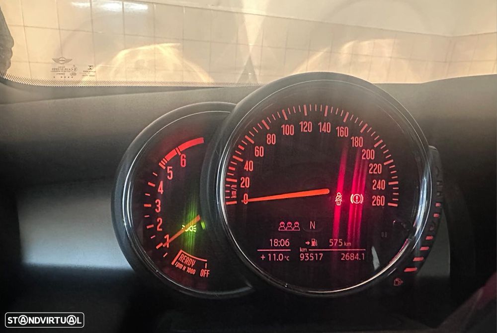 MINI 5 Portas One D - 6