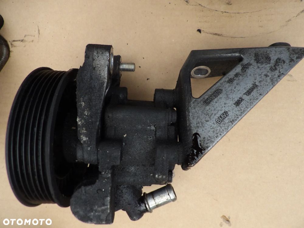 BMW - E60 - POMPA WSPOMAGANIA - 7539015 - 1