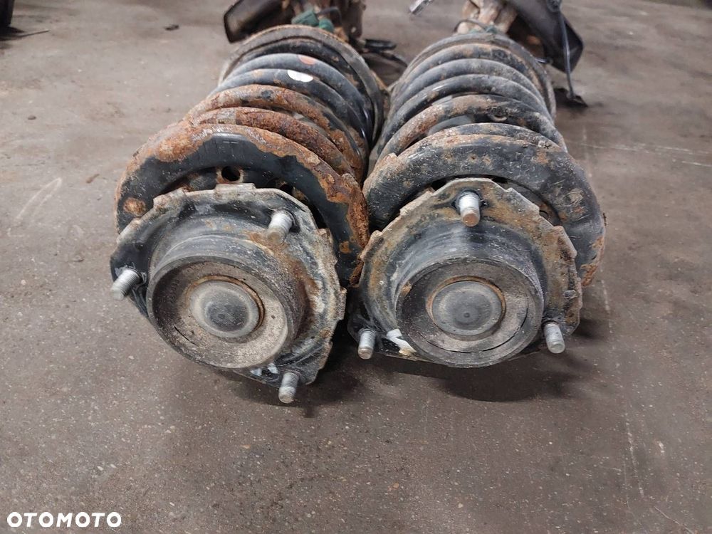 AMORTYZATOR SPRĘŻYNA ZWROTNICA LEWY + PRAWY PRZÓD AVENSIS T22 2.0 TD - 3