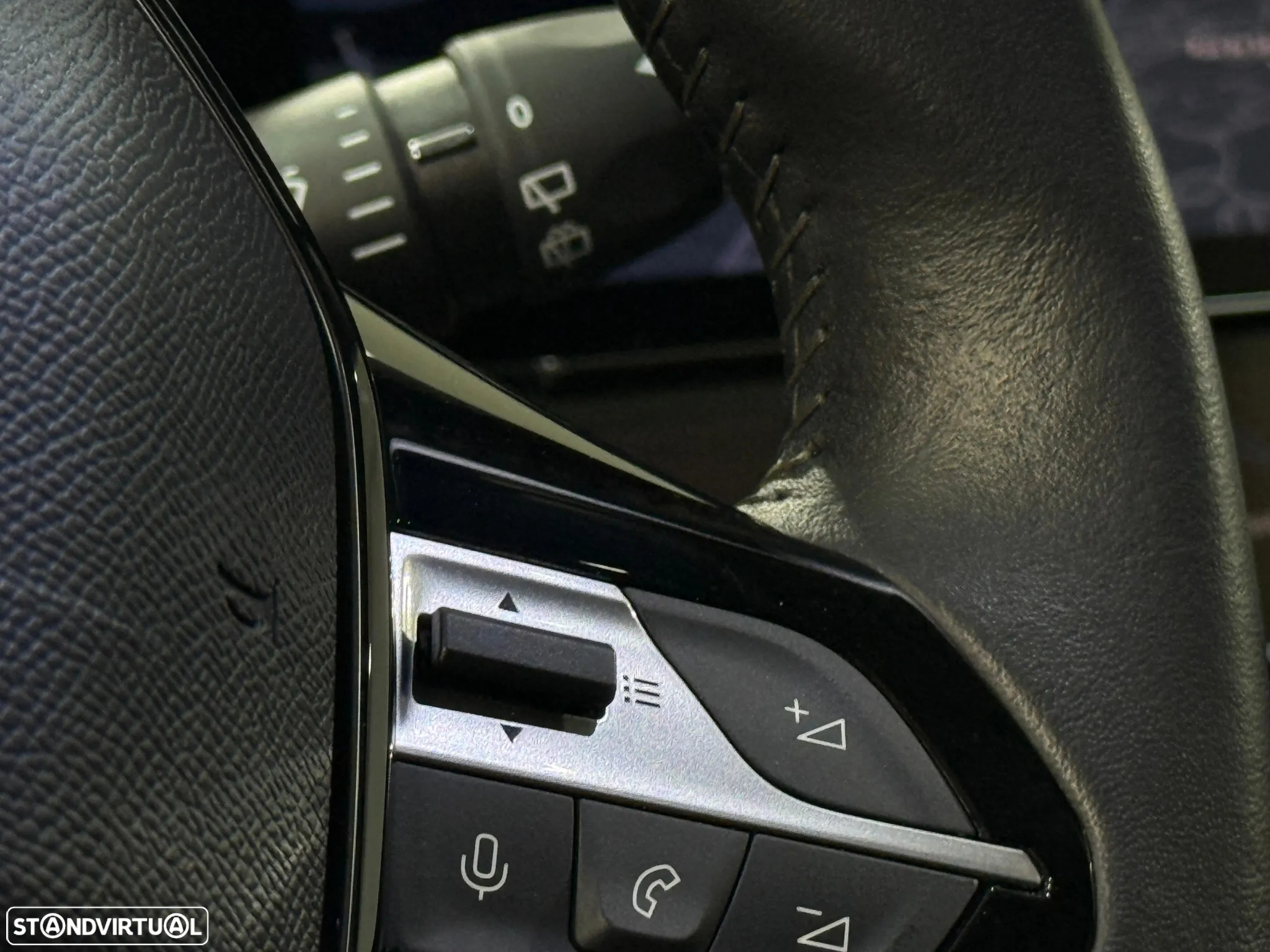 Peugeot 308 1.2 PureTech Allure - 50