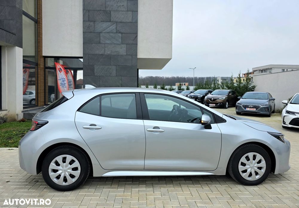 Toyota Corolla 1.8 HSD Business - 4