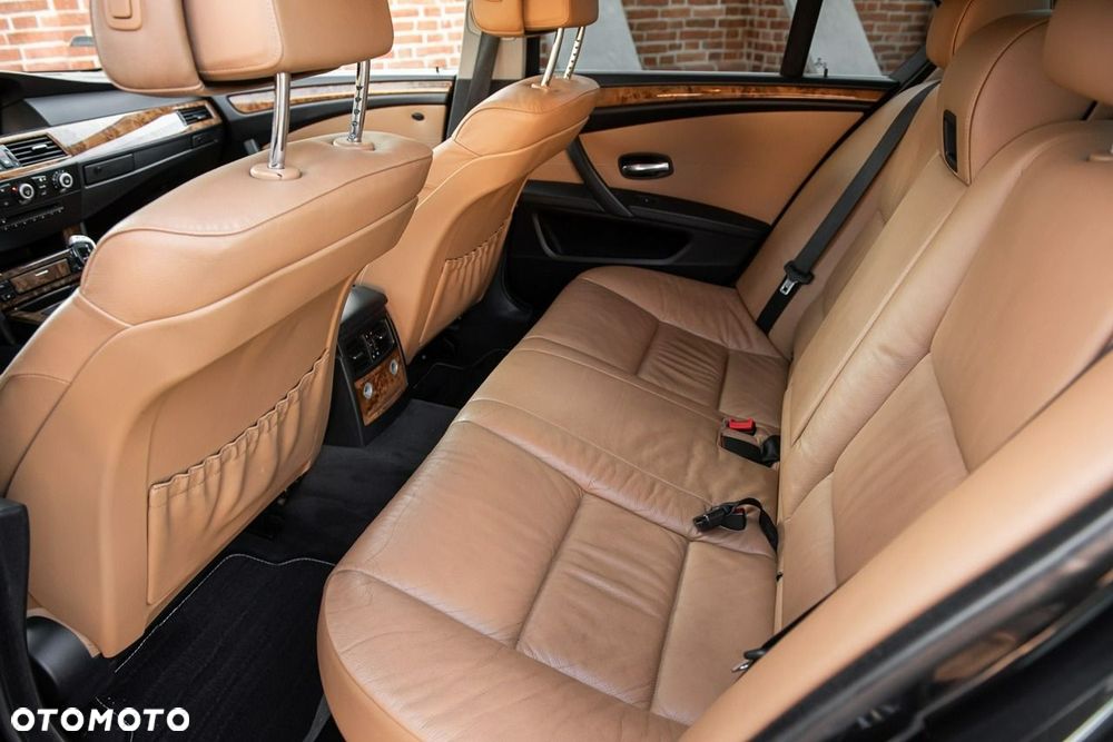 BMW Seria 5 - 8