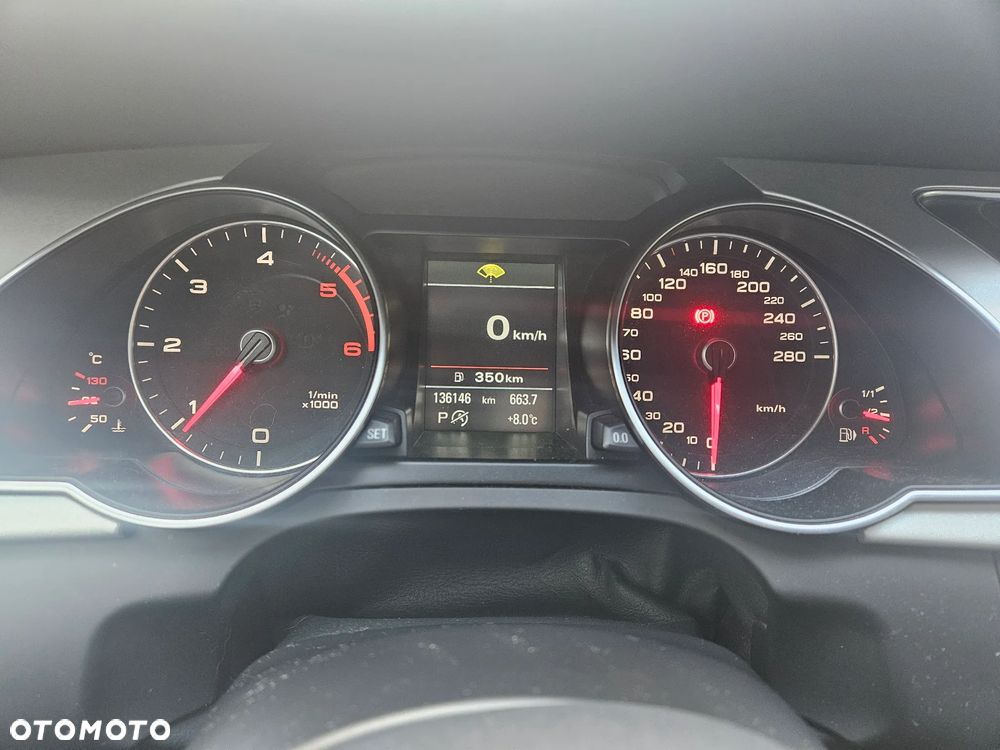 Audi A5 Cabrio 2.0 TDI DPF (clean diesel) multitronic - 9