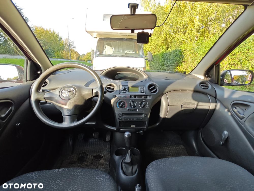 Toyota Yaris 1.3 Terra Plus - 7