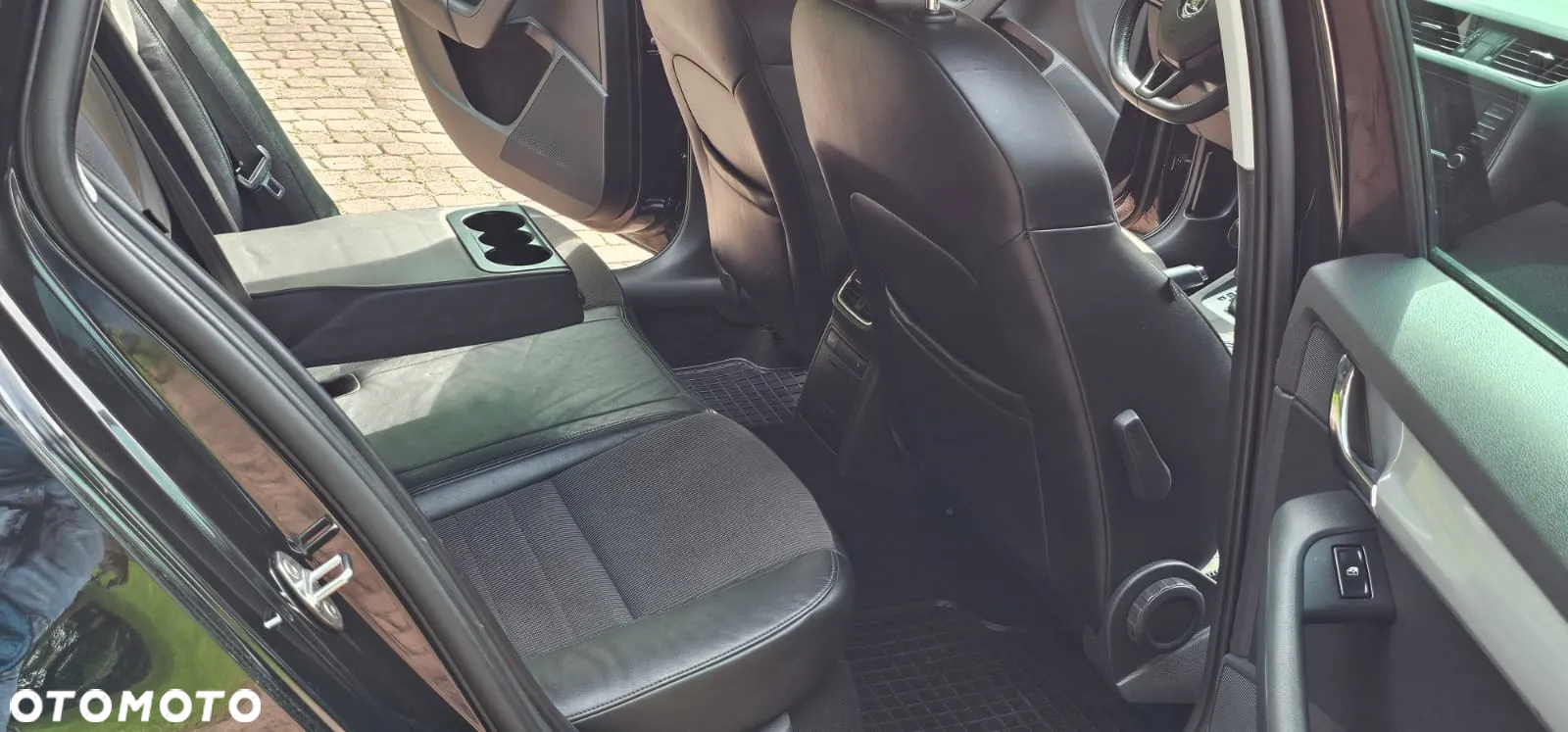 Skoda Octavia 2.0 TDI Style DSG - 29
