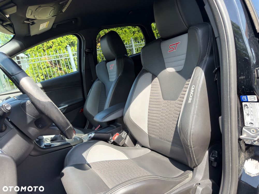 Ford Focus 2.0 TDCi ST mit Leder-Sport-Paket - 9