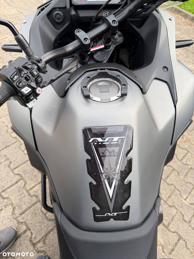 Honda NT - 9