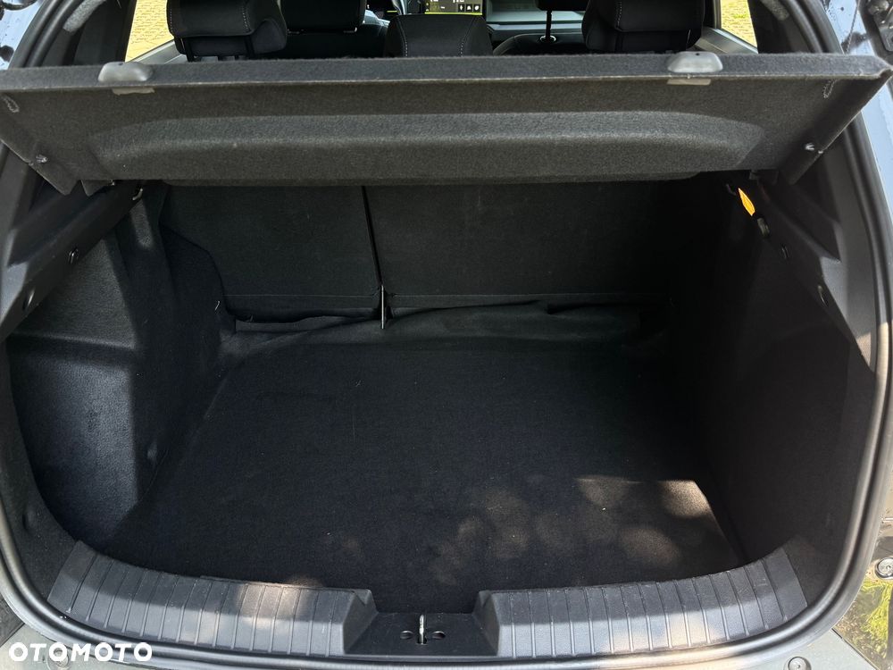 Dacia Duster 1.6 Full Hybrid 140 Extreme MMT - 11